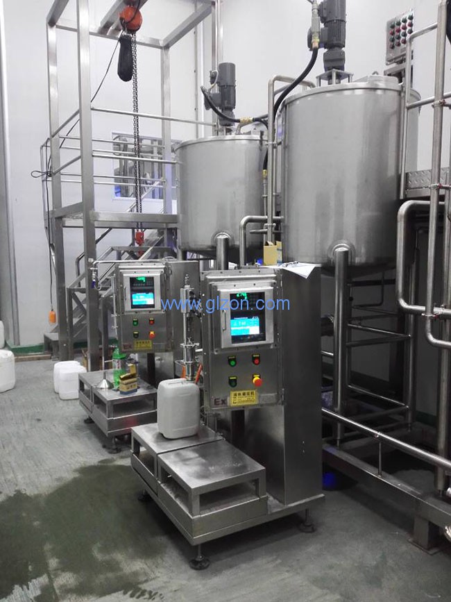干粉砂漿包裝機(jī),噸袋包裝機(jī),液體灌裝機(jī),灌裝設(shè)備廠家 干粉砂漿包裝機(jī),噸袋包裝機(jī),液體灌裝機(jī),灌裝設(shè)備廠家