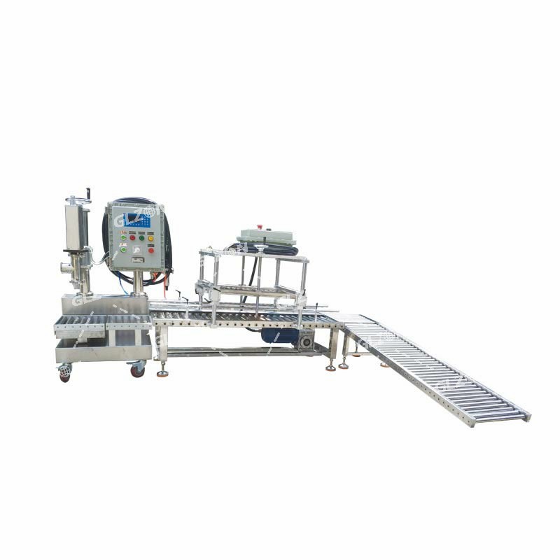 液體灌裝機(jī),稱重灌裝機(jī),定量灌裝機(jī) 液體灌裝機(jī),稱重灌裝機(jī),定量灌裝機(jī)