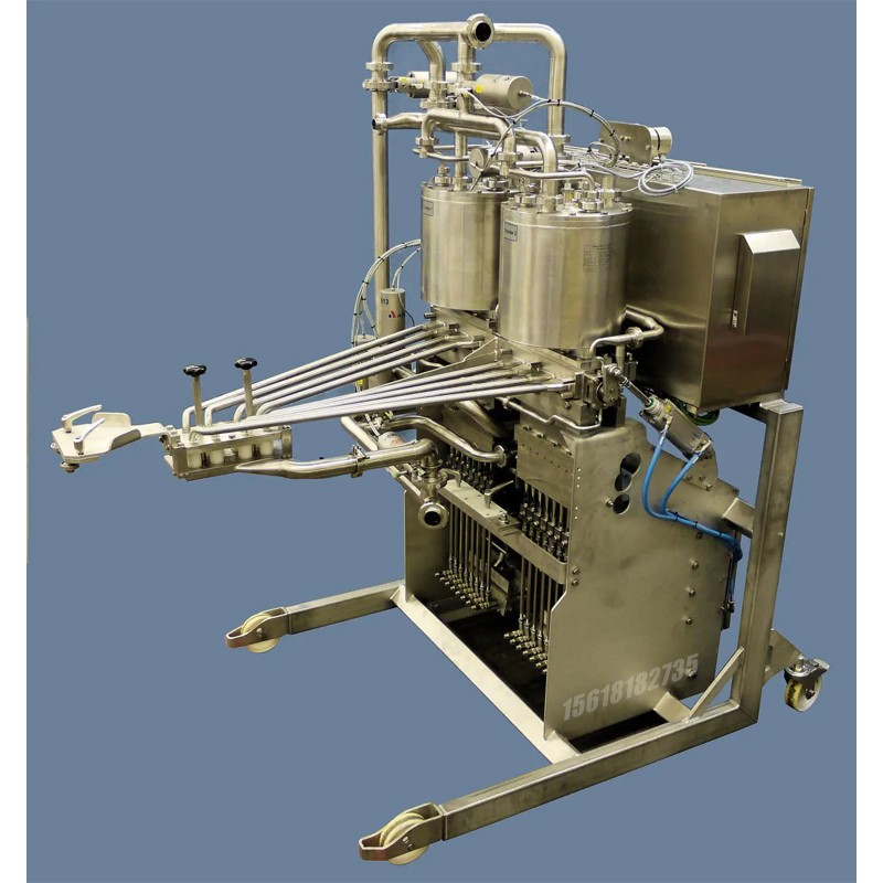 液體灌裝機(jī),稱重灌裝機(jī),定量灌裝機(jī) 液體灌裝機(jī),稱重灌裝機(jī),定量灌裝機(jī)